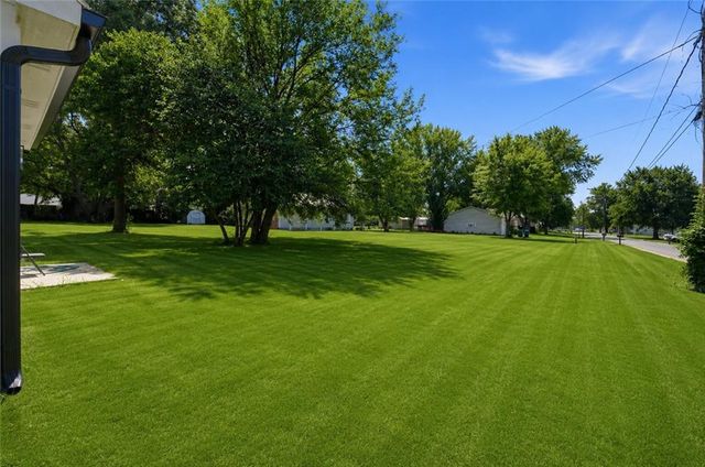 413 W Walnut Street, Cleveland, MO 64734