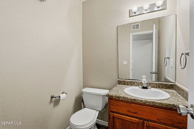 14233 SPANISH POINT Drive, El Paso, TX 79938