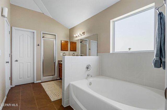 14233 SPANISH POINT Drive, El Paso, TX 79938