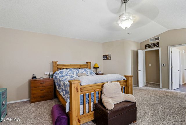 14233 SPANISH POINT Drive, El Paso, TX 79938