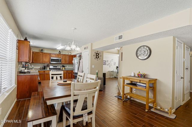 14233 SPANISH POINT Drive, El Paso, TX 79938