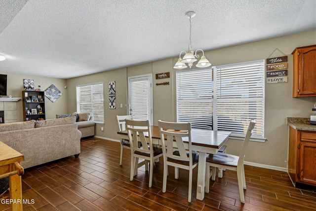 14233 SPANISH POINT Drive, El Paso, TX 79938