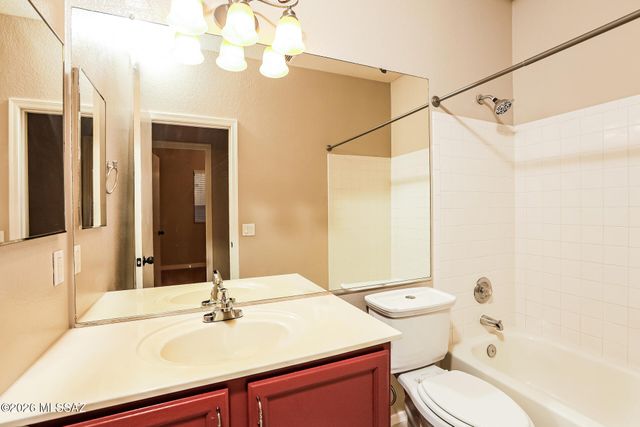 10105 E Paseo San Bruno, Tucson, AZ 85747