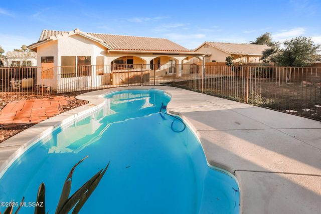10105 E Paseo San Bruno, Tucson, AZ 85747