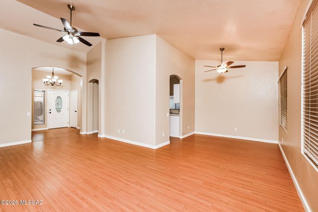 10105 E Paseo San Bruno, Tucson, AZ 85747