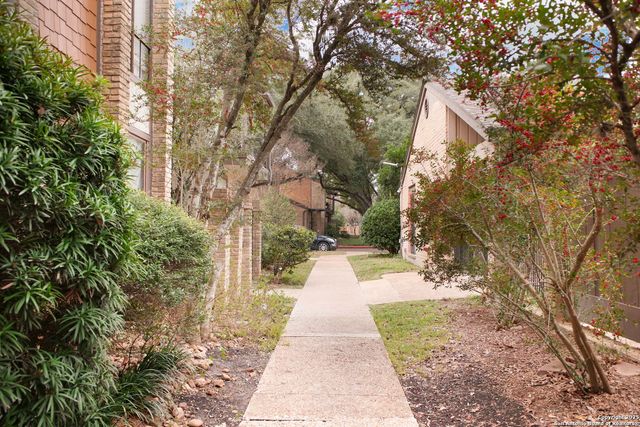 8908 WEXFORD ST, San Antonio, TX 78217