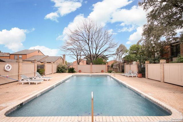 8908 WEXFORD ST, San Antonio, TX 78217