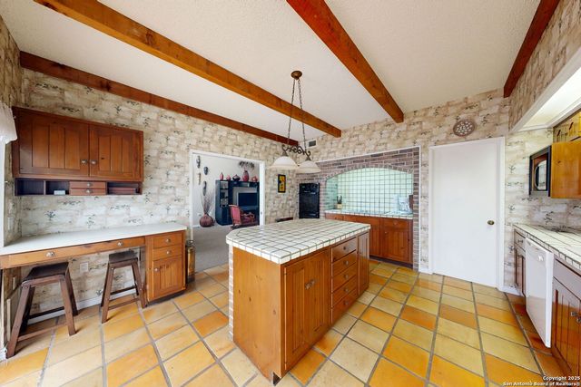8908 WEXFORD ST, San Antonio, TX 78217