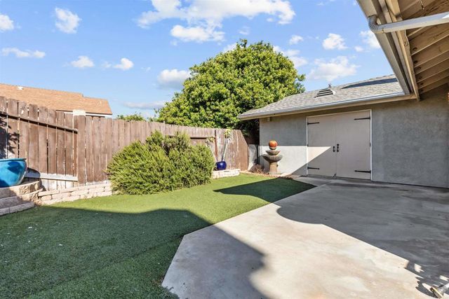 2353 Edenbridge Ln, Chula Vista, CA 92139