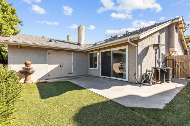 2353 Edenbridge Ln, Chula Vista, CA 92139