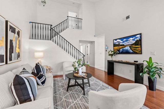 2353 Edenbridge Ln, Chula Vista, CA 92139