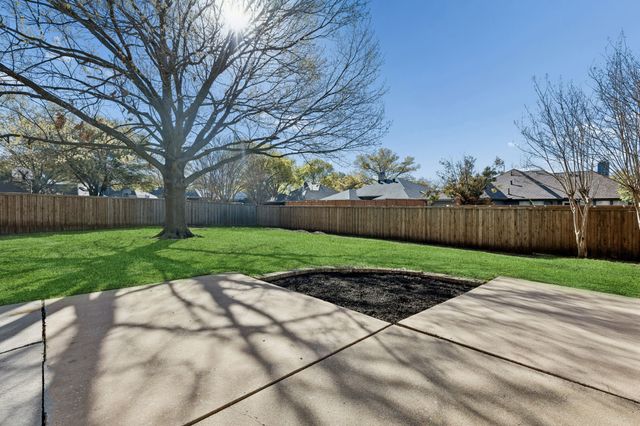 2 Rivercrest Court, Allen, TX 75002
