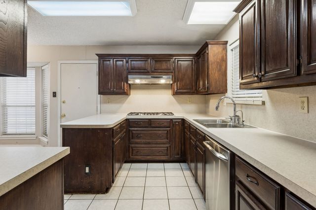 2 Rivercrest Court, Allen, TX 75002