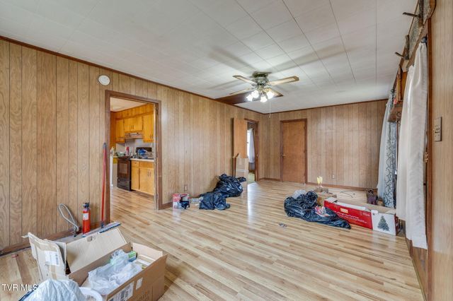 1660 Redwood Drive, Kingsport, TN 37664