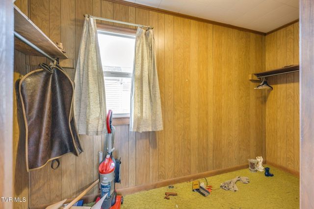 1660 Redwood Drive, Kingsport, TN 37664