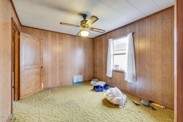 1660 Redwood Drive, Kingsport, TN 37664