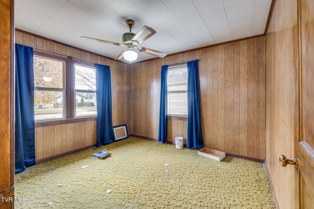 1660 Redwood Drive, Kingsport, TN 37664