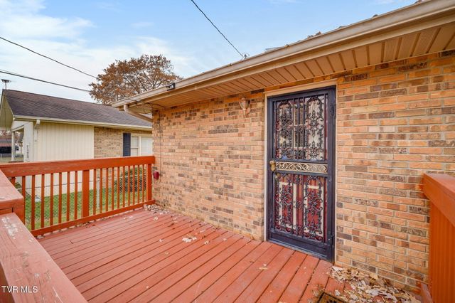 1660 Redwood Drive, Kingsport, TN 37664