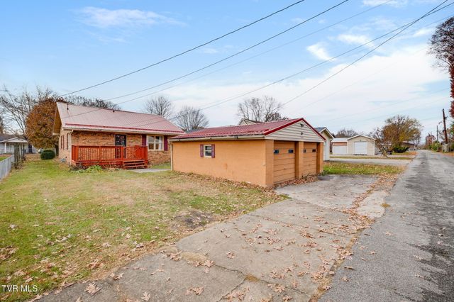 1660 Redwood Drive, Kingsport, TN 37664