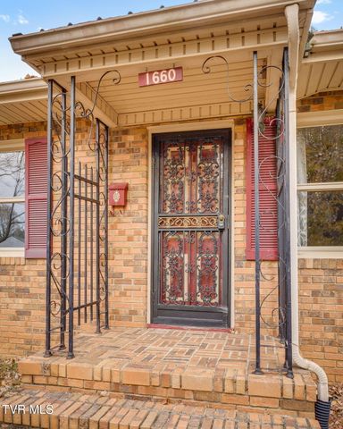 1660 Redwood Drive, Kingsport, TN 37664