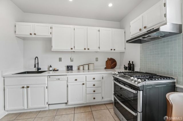 3725 Sacramento Street, San Francisco, CA 94118