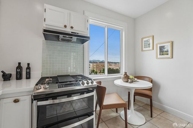 3725 Sacramento Street, San Francisco, CA 94118