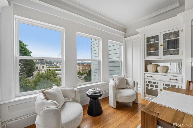 3725 Sacramento Street, San Francisco, CA 94118
