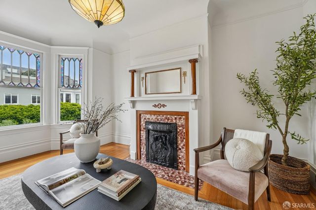 3725 Sacramento Street, San Francisco, CA 94118