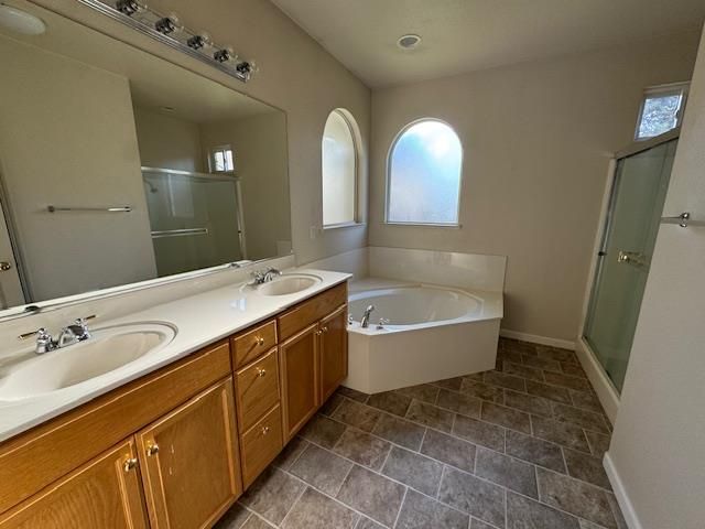 1616 Sapphire Dr, Livingston, CA 95334