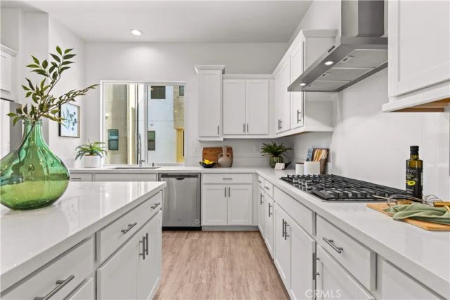 152 Keeper, Irvine, CA 92618