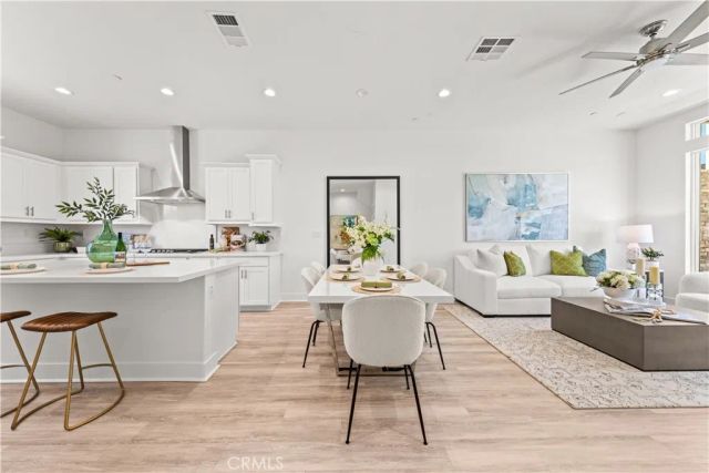 152 Keeper, Irvine, CA 92618