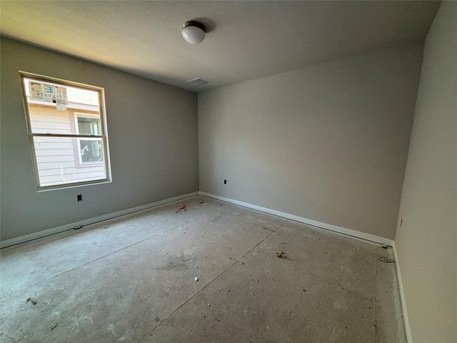 117 Prairie Falls DR, Hutto, TX 78634