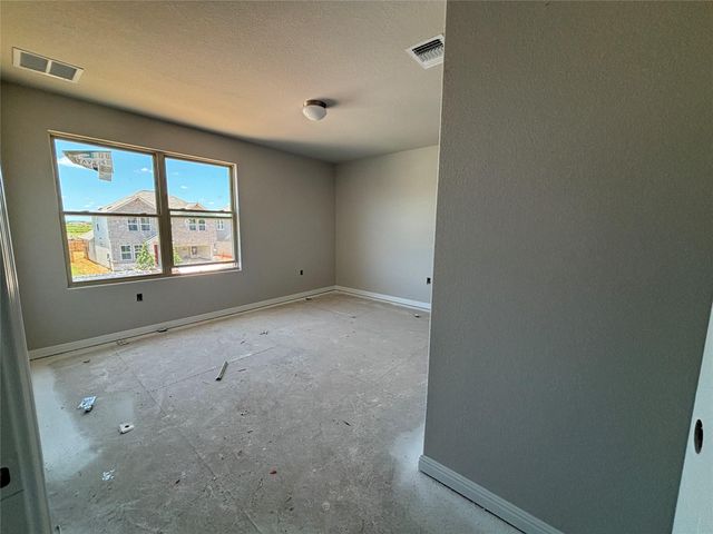 117 Prairie Falls DR, Hutto, TX 78634