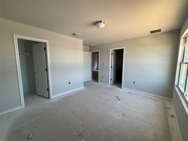 117 Prairie Falls DR, Hutto, TX 78634