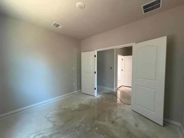 117 Prairie Falls DR, Hutto, TX 78634