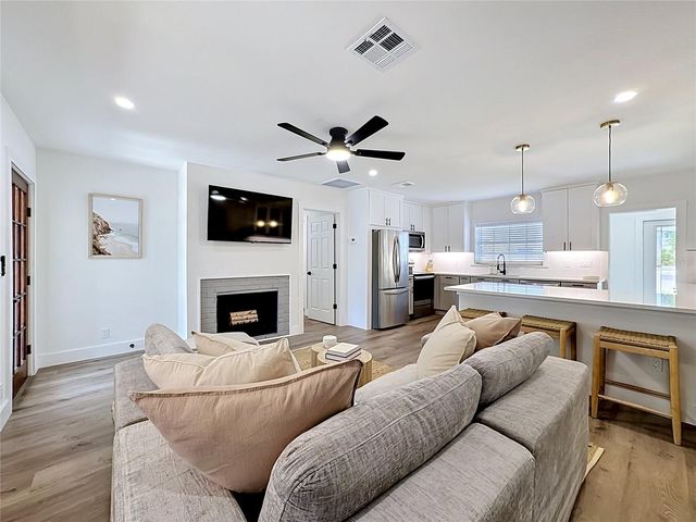 1290 OXFORD DRIVE, Englewood, FL 34223