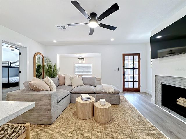 1290 OXFORD DRIVE, Englewood, FL 34223