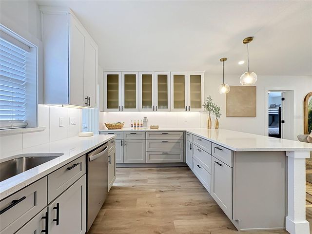 1290 OXFORD DRIVE, Englewood, FL 34223