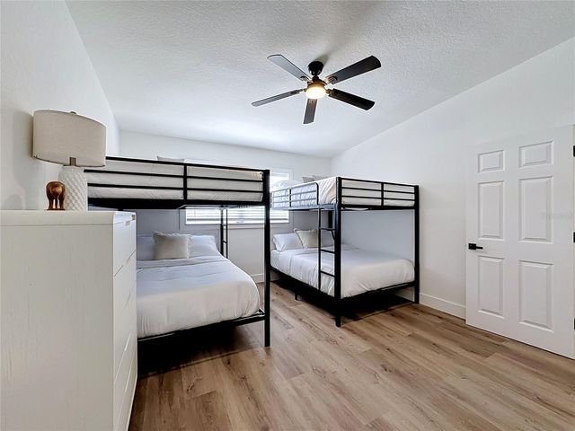 1290 OXFORD DRIVE, Englewood, FL 34223