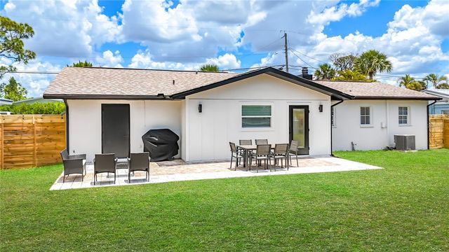 1290 OXFORD DRIVE, Englewood, FL 34223