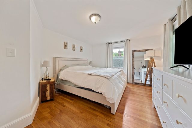 30 Hillside Ave, Quincy, MA 02170