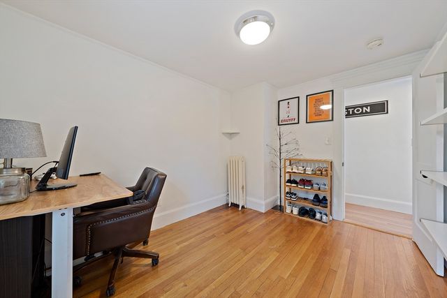 30 Hillside Ave, Quincy, MA 02170