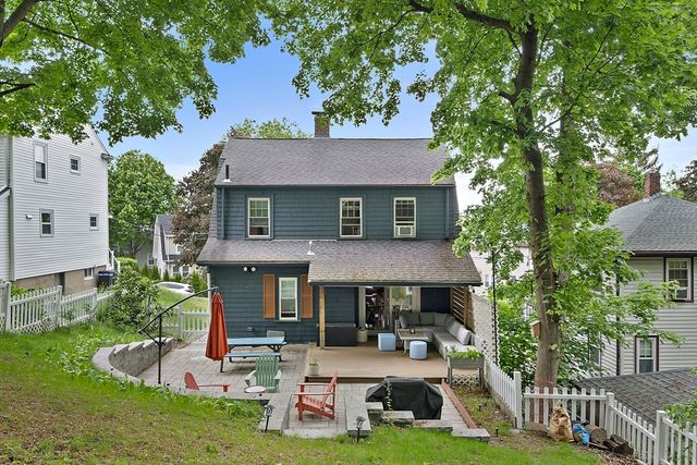 30 Hillside Ave, Quincy, MA 02170