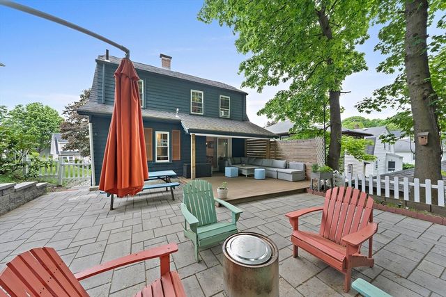 30 Hillside Ave, Quincy, MA 02170