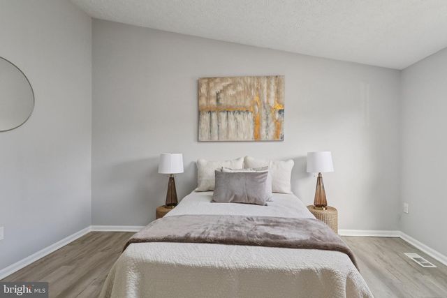 7726 MANDAN RD, Greenbelt, MD 20770