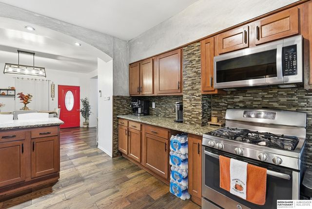 3706 W Street, Omaha, NE 68107