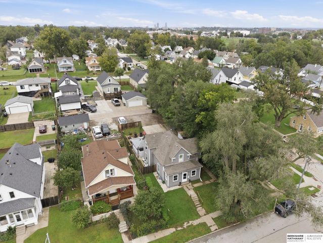 3706 W Street, Omaha, NE 68107