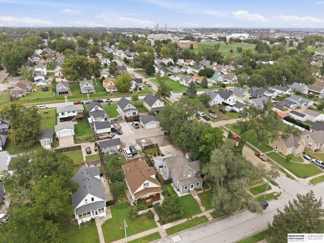 3706 W Street, Omaha, NE 68107