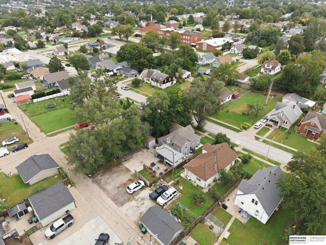3706 W Street, Omaha, NE 68107