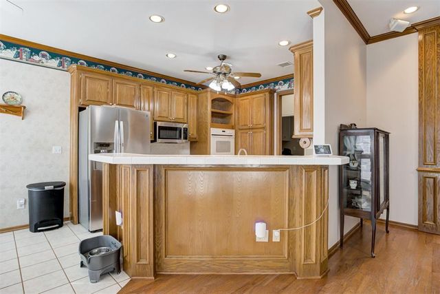 2708 Durland Drive, Edmond, OK 73012